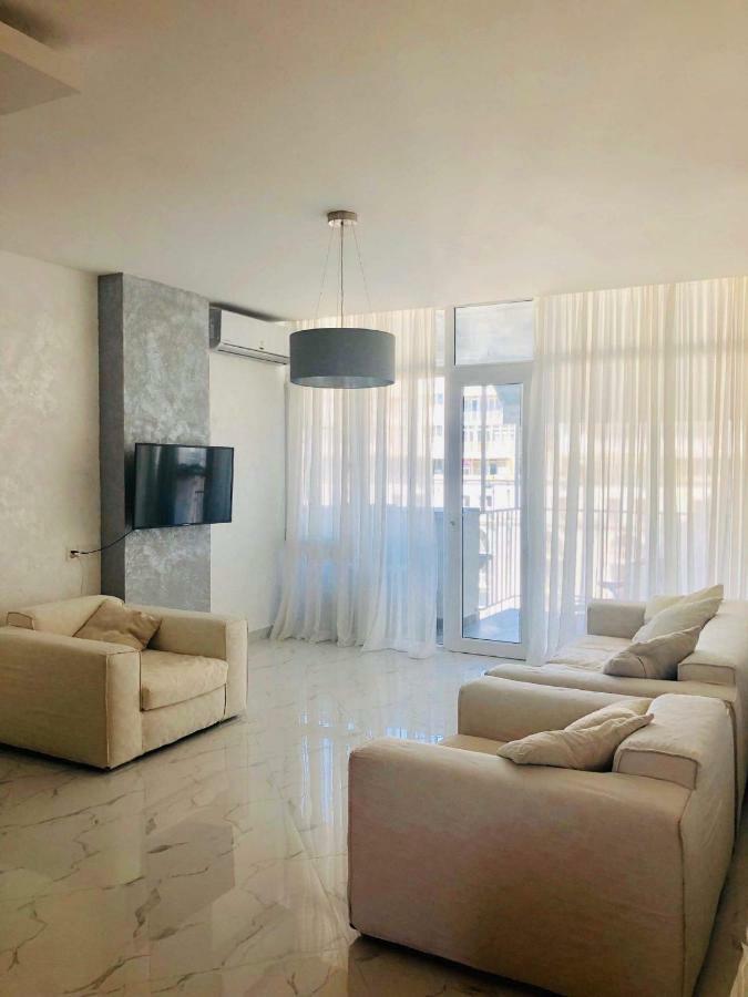 Tg Apartment Sea View Batumi Exterior foto