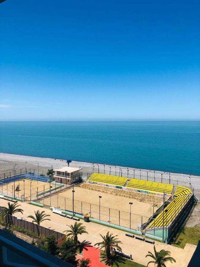 Tg Apartment Sea View Batumi Exterior foto