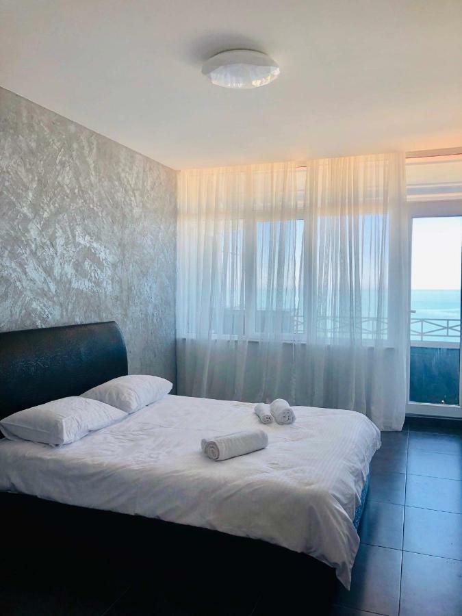 Tg Apartment Sea View Batumi Exterior foto