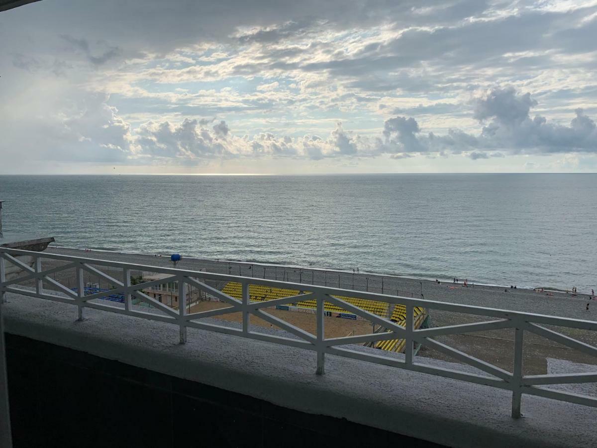 Tg Apartment Sea View Batumi Exterior foto