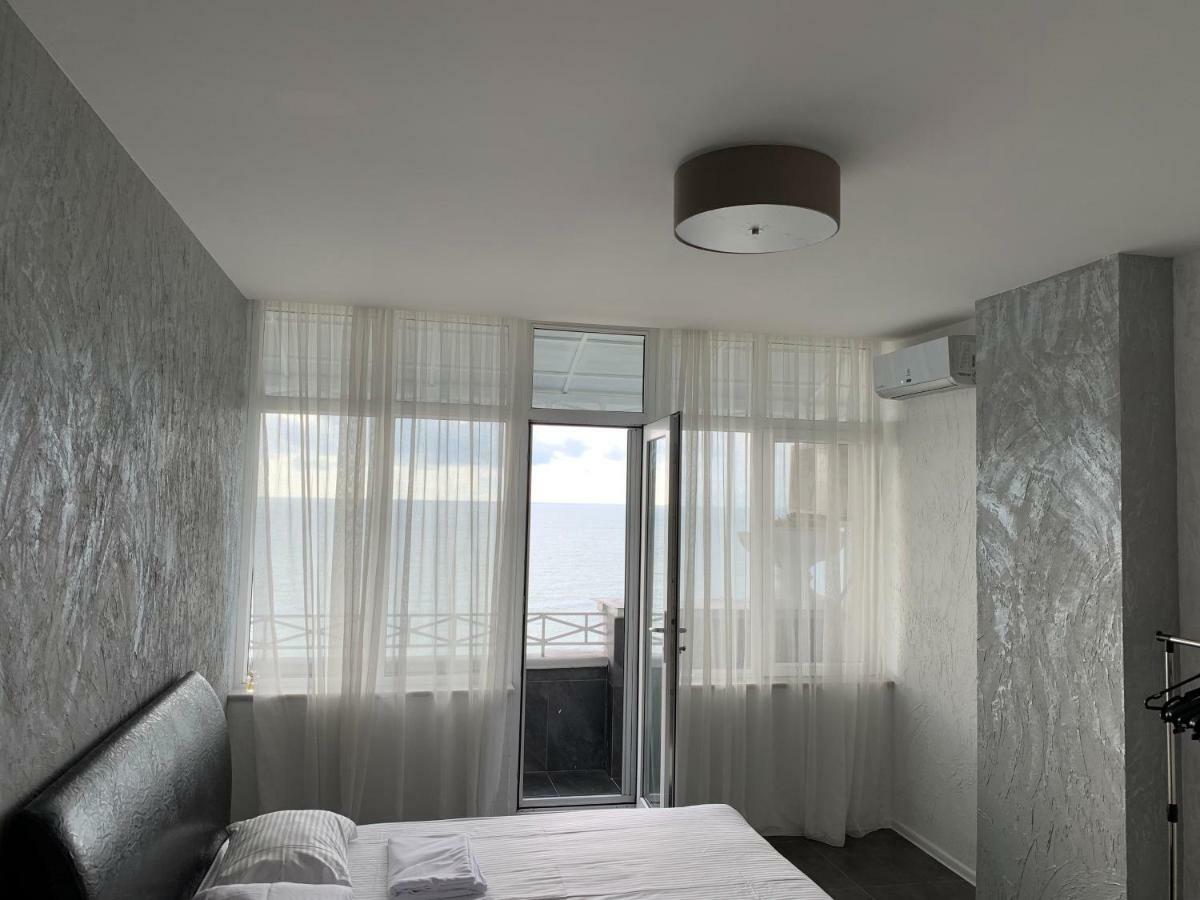 Tg Apartment Sea View Batumi Exterior foto